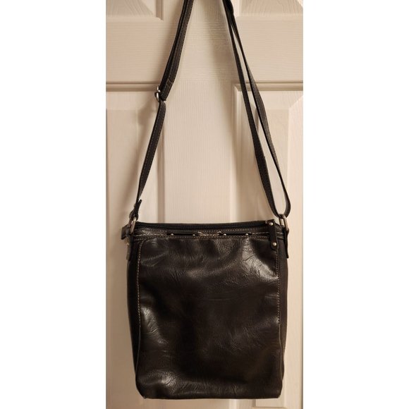 BOC B O C Black Purse Adjustable Crossbody Bag Many Pockets Pewter Emblem Clean - Picture 2 of 7